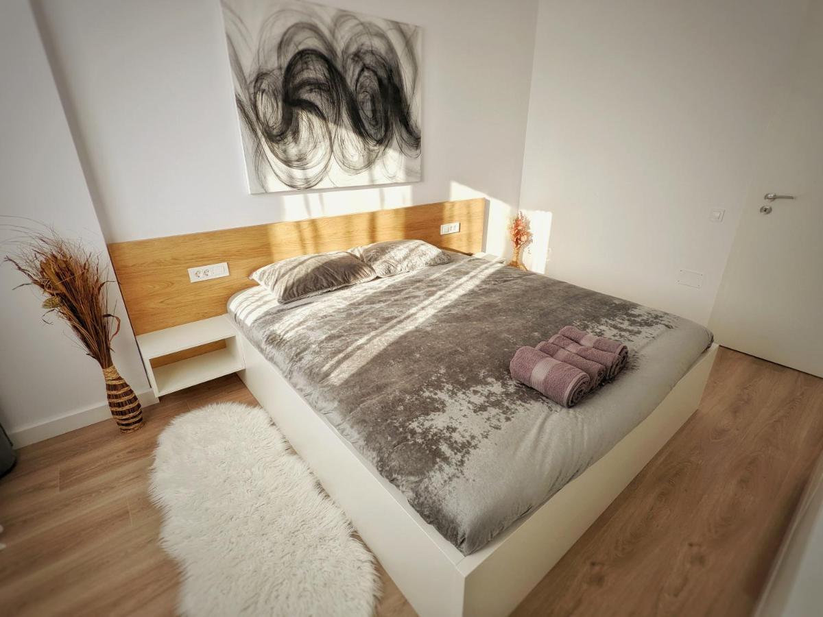 Cluj Airport Apartment エクステリア 写真